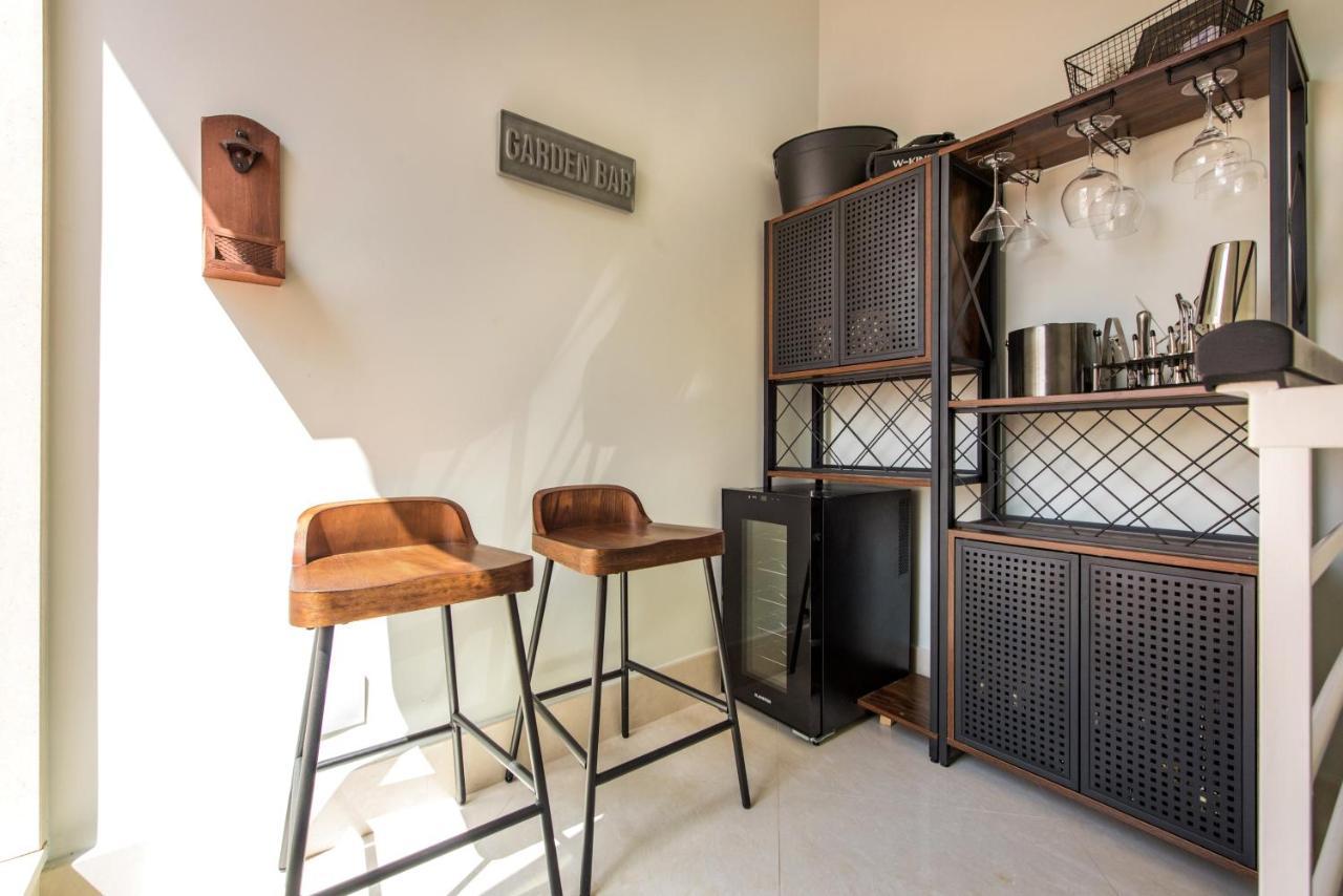 Luxury Apartment With Communal Pool And Terrace Quarteira Exteriör bild