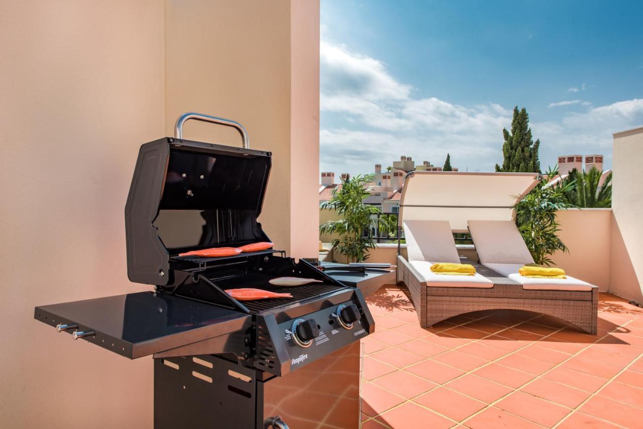 Luxury Apartment With Communal Pool And Terrace Quarteira Exteriör bild